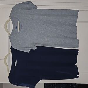 2 short sleeve slim fit tees